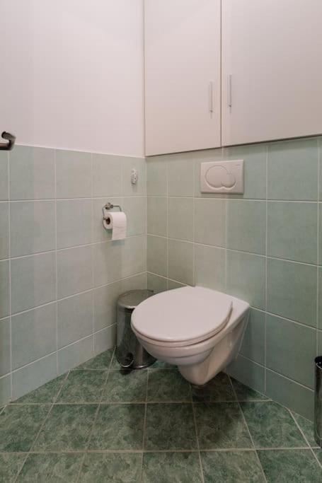 Appartement Family Aquarium Haven à Bratislava Extérieur photo